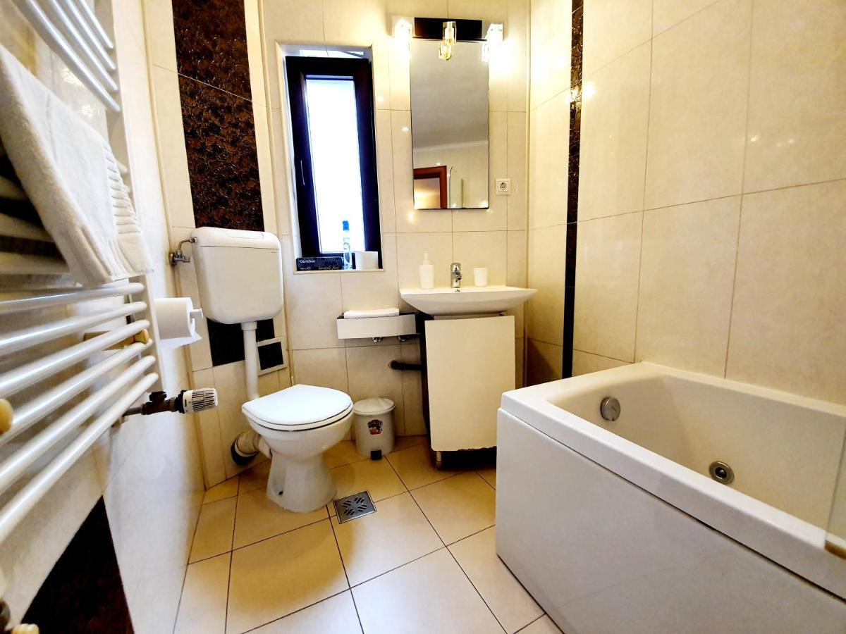 Grandville Apartments Бухарест Экстерьер фото