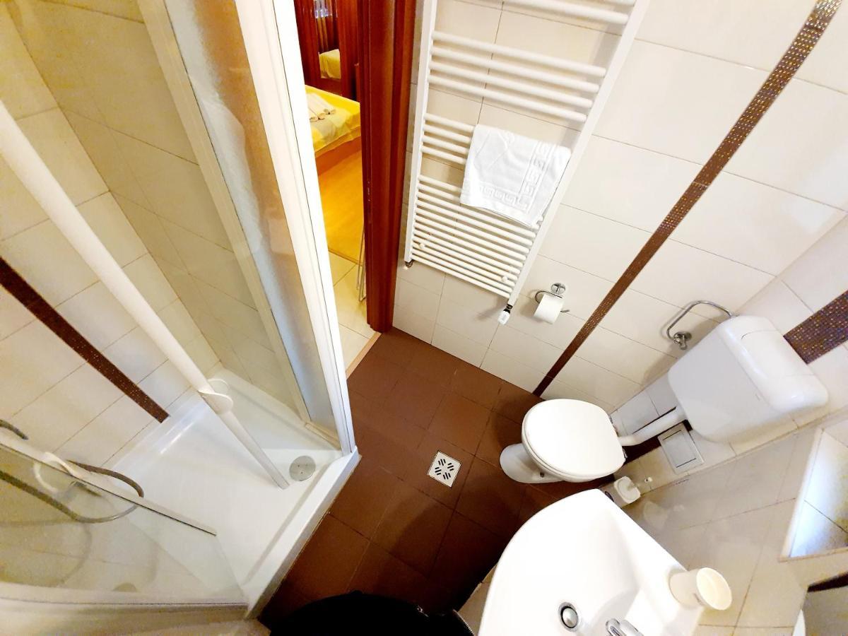 Grandville Apartments Бухарест Экстерьер фото